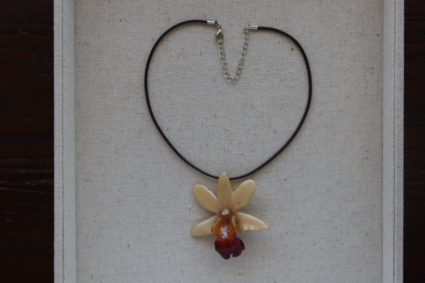 Dendrobium Formosum Orchid Pendant Necklace (Style 05)