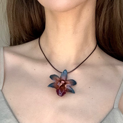 Dendrobium Formosum Orchid Pendant Necklace (Style 04)