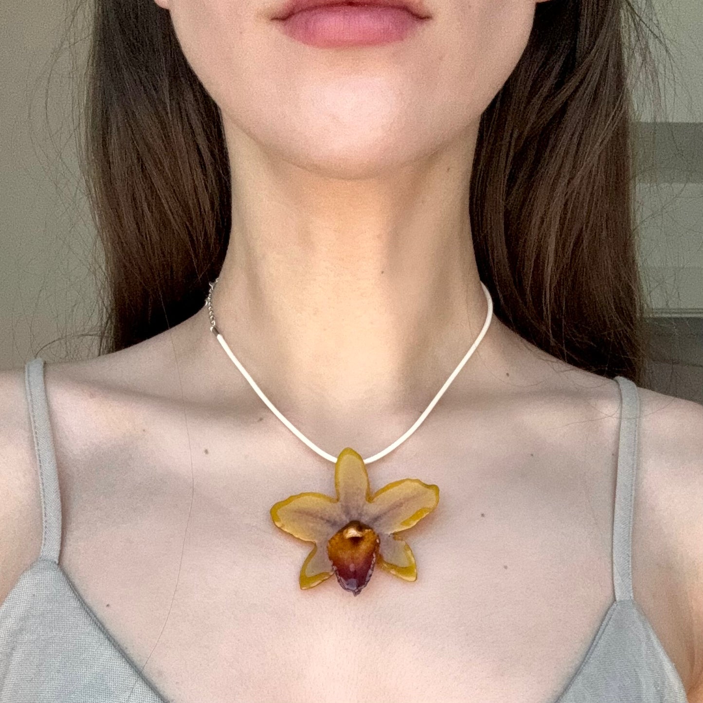 Dendrobium Formosum Orchid Pendant Necklace (Style 06)