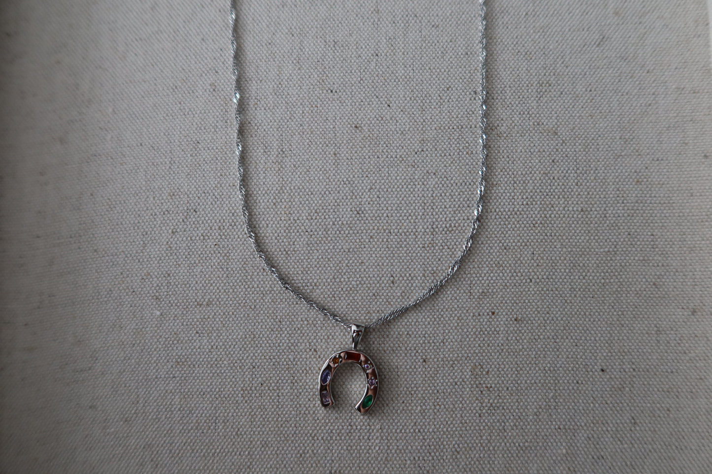 Horseshoe Necklace - Silver